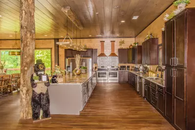 Smoky Mountain Retreat 13