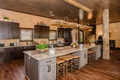Smoky Mountain Retreat 15