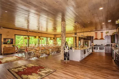Smoky Mountain Retreat 16