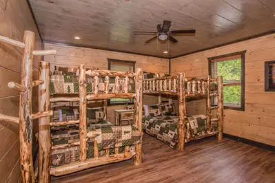 Smoky Mountain Retreat 29