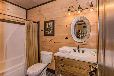 Smoky Mountain Retreat 31