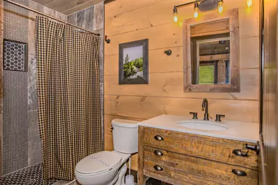 Smoky Mountain Retreat 70
