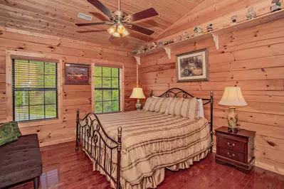 Southern Charm 32