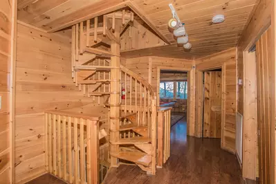 Timber Lodge 32