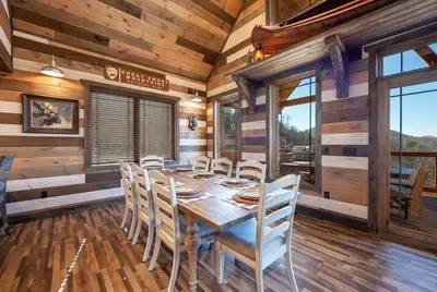 Alpine Mountain Lodge 14