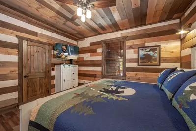 Alpine Mountain Lodge 16