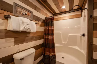 Alpine Mountain Lodge 35