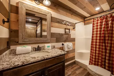 Alpine Mountain Lodge 43
