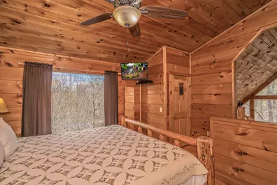 Curious Cubby Hollow 15
