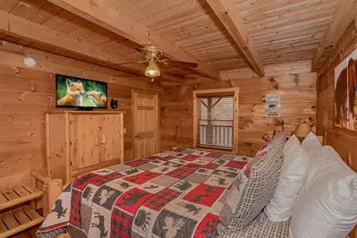 Honey Bear Hideaway 11