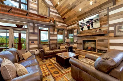 Alpine Mountain Lodge 7