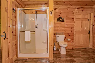 Country Cabin in the City 19