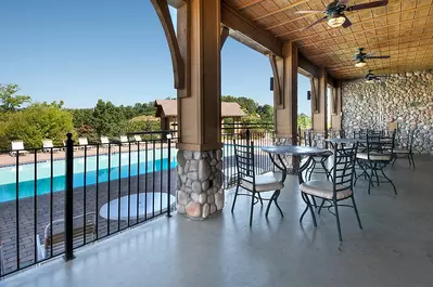 Leconte Loft 46