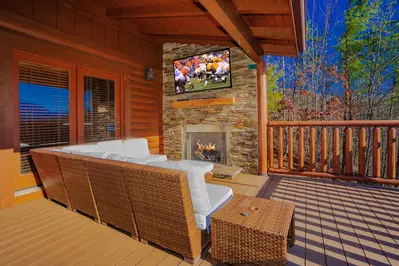 Smoky Peak Lodge 22