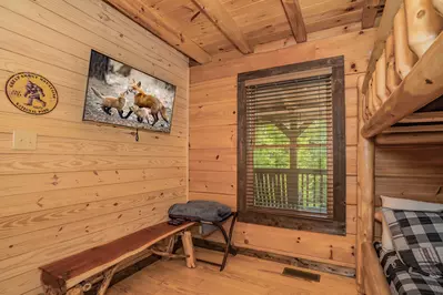 The Grand Cedar Hideaway 26