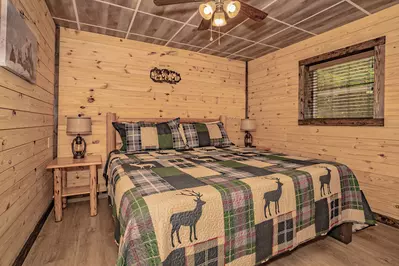 The Grand Cedar Hideaway 39