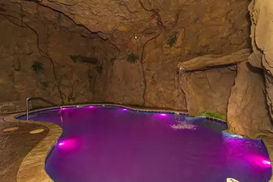 Cave Mountain Lodge 7