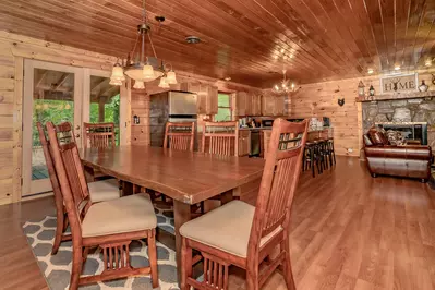 Country Cabin in the City 12