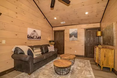 Dreamers Mountain Retreat 32