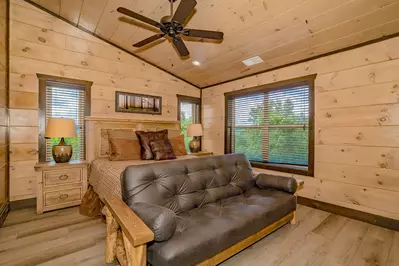 Dreamers Mountain Retreat 37