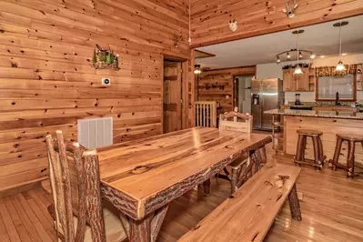 Hickory Hollow Retreat 10