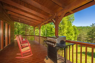 Hickory Hollow Retreat 21