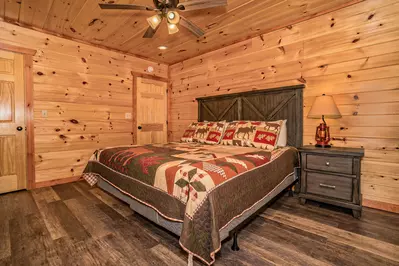 Hickory Hollow Retreat 26