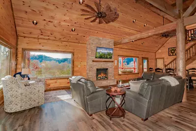 Serenity Splash Lodge 8