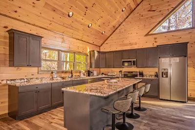 Serenity Splash Lodge 14