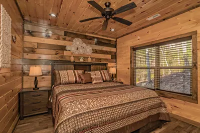 Serenity Splash Lodge 24