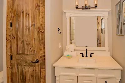 Adventure Lodge at Laurel Cove 27