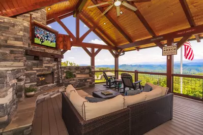 Adventure Lodge at Laurel Cove 33