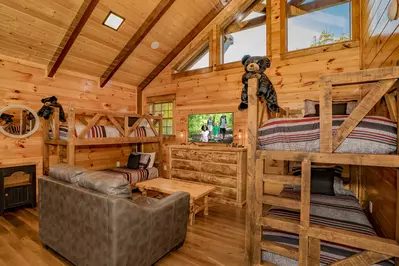 Adventure Lodge at Laurel Cove 42