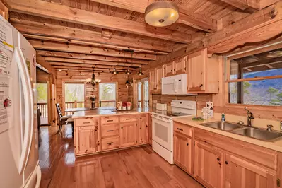 Chubby Bear Lodge 12