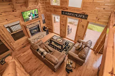 Chubby Bear Lodge 25