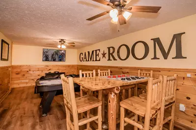 Chubby Bear Lodge 31