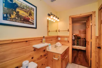 Chubby Bear Lodge 39