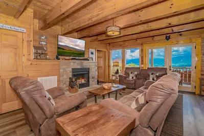 Majestic Mountain Lodge 10