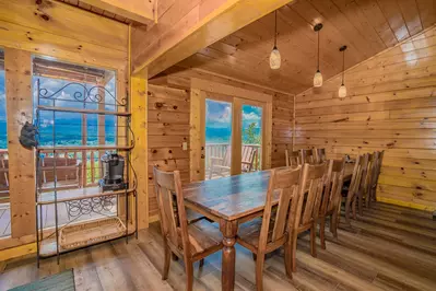 Majestic Mountain Lodge 15