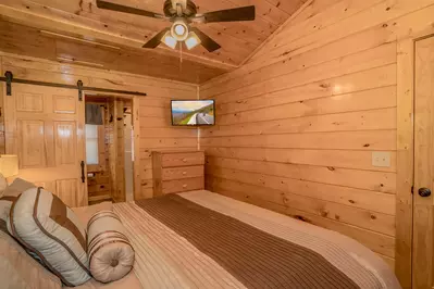Majestic Mountain Lodge 19