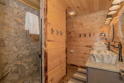 Rustic Mountain View 22