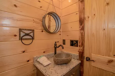 Rustic Mountain View 29