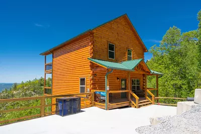 Rustic Mountain View 32