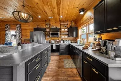 Serendipity Lodge @ Walden's Ridge 15