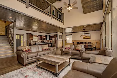 Luxe Retreat of the Smokies 13