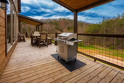 Luxe Retreat of the Smokies 25