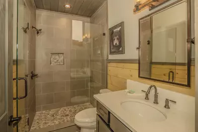 Luxe Retreat of the Smokies 51