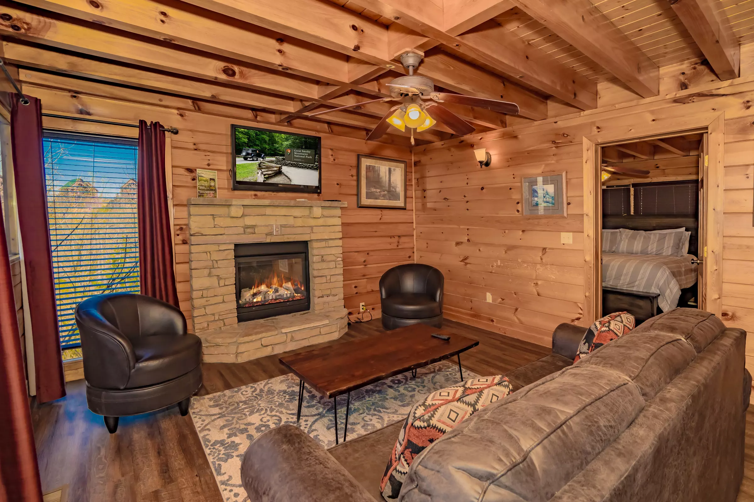 Midnight Wonder - 2 Bedroom Sevierville Cabin Rental