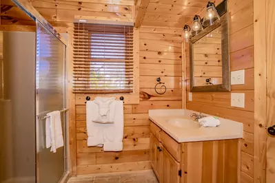 Leconte Loft 23