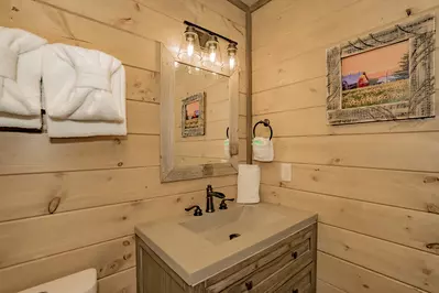 Serenity Mountain Lodge 24